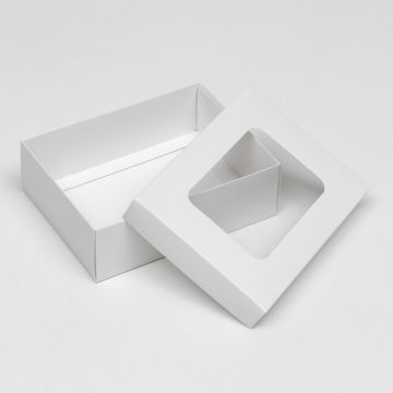 Коробка с окном 165х125х52мм картон белая 1/5/340