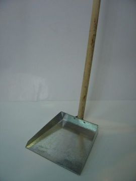 Совок для мусора оцинк. с удлиненной ручкой Иж