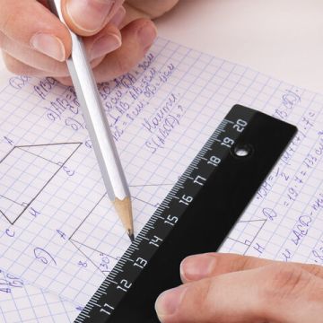 Линейка 20см пластиковая непрозрачная черная BRAUBERG 1/20/100