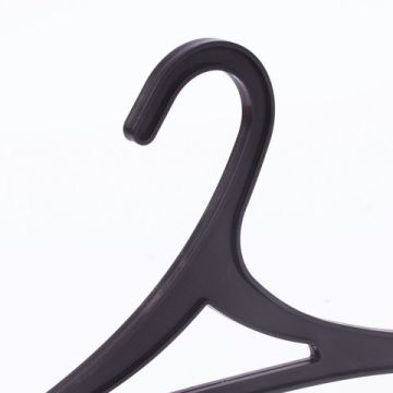 Вешалка-плечики ЛЮБАША пластик р.46-48, комплект 3 шт,  43см цвет черный  1/1 (Клиент)