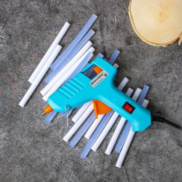 Клеевой пистолет 15 Вт для стержня 7мм компл 20 стержней BRAUBERG 1/12/24