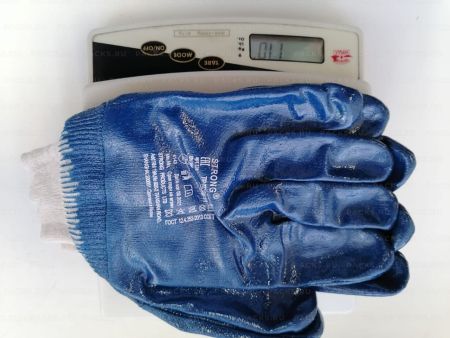 Перчатки нитриловые на манжете, полное покрытие 12/144