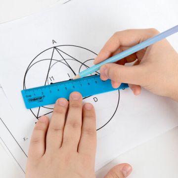 Линейка 20см пластиковая неоновая ассорти ПИФАГОР 1/30