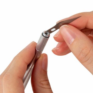 Нож макетный (скальпель) 11 лезвий в компл. метал.корпус блистер STAFF 1/24 (Под заказ)